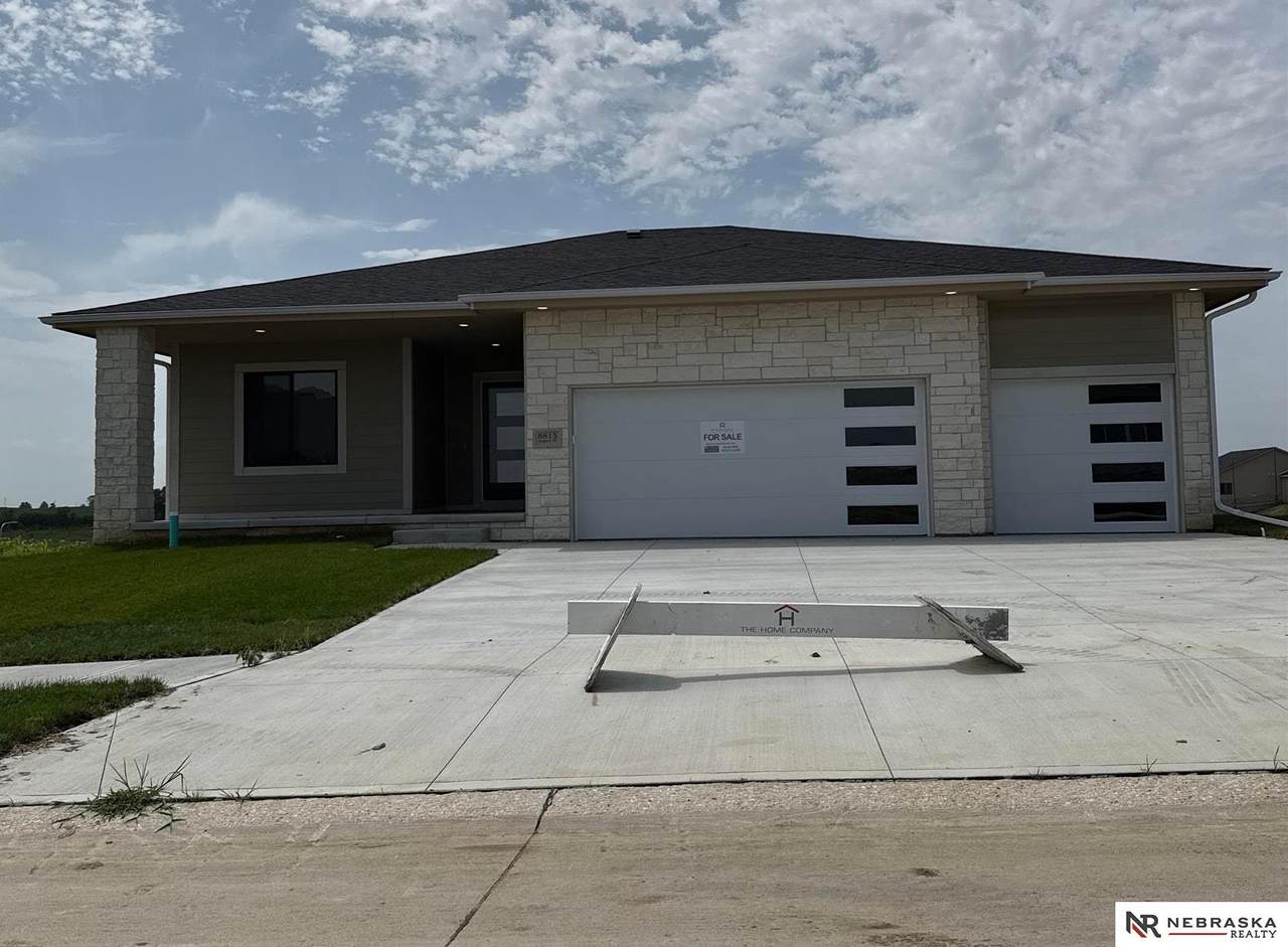 8815 Legacy Street - Photo 1