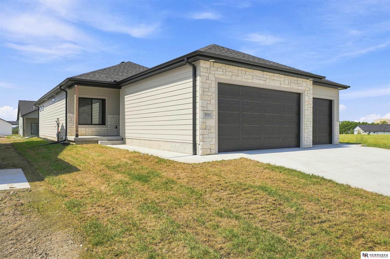 9508 86th Street - Photo 1
