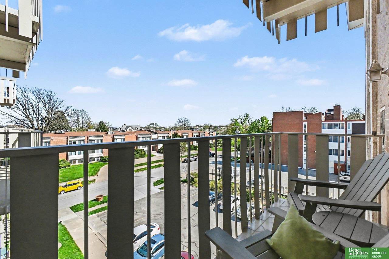 500 37th Street - Photo 1