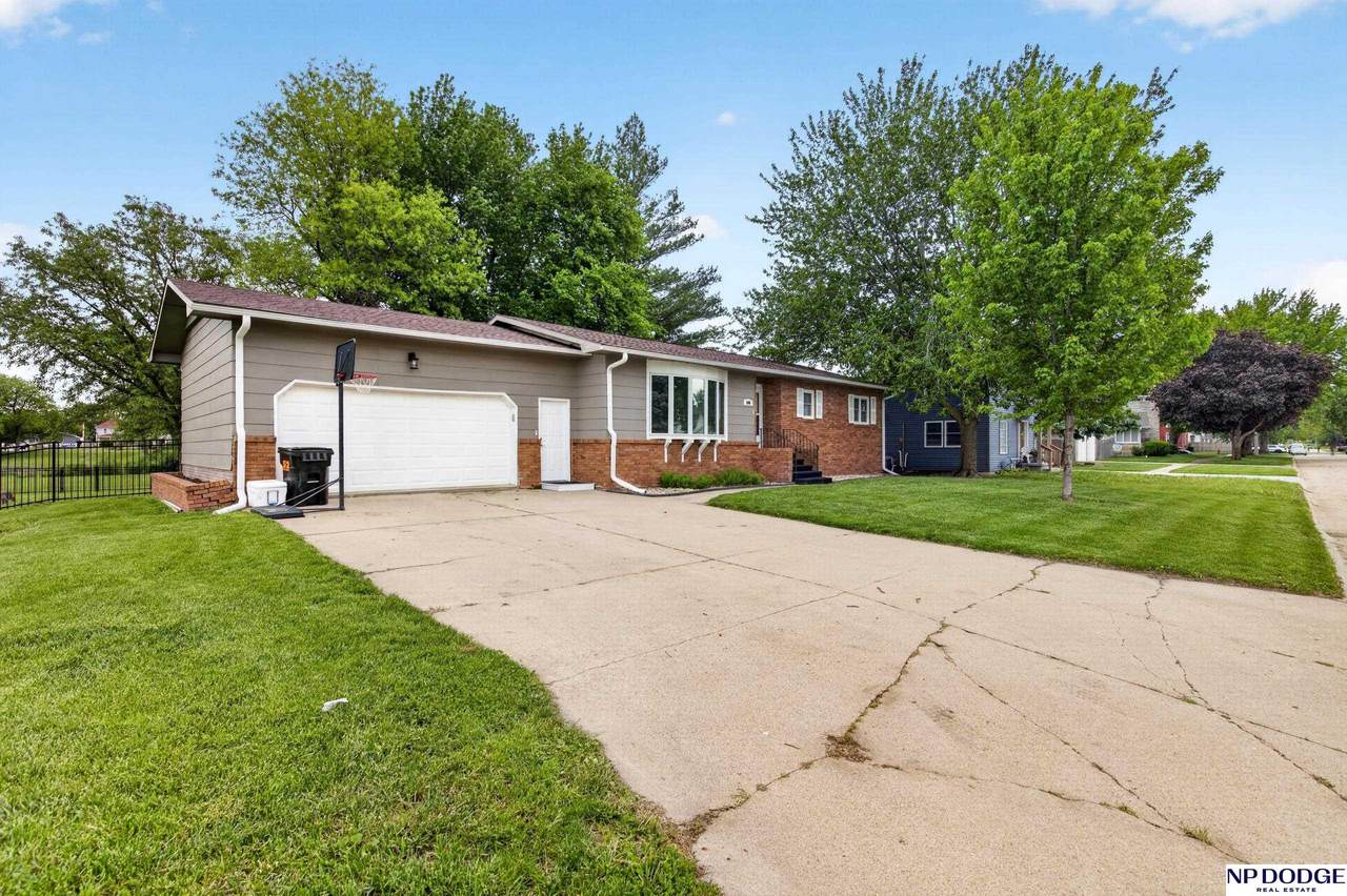308 Elm Street - Photo 1