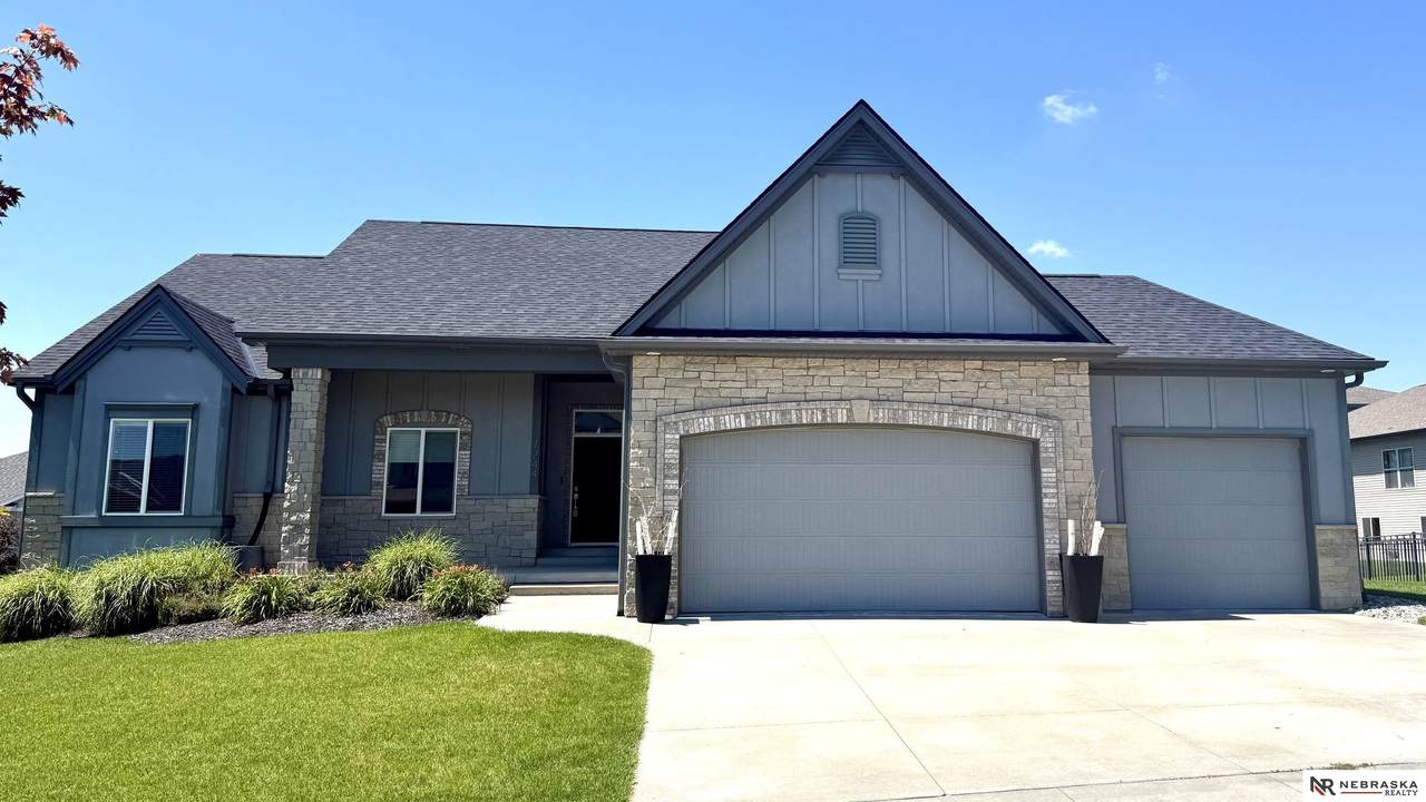 7244 Rebel Drive - Photo 1