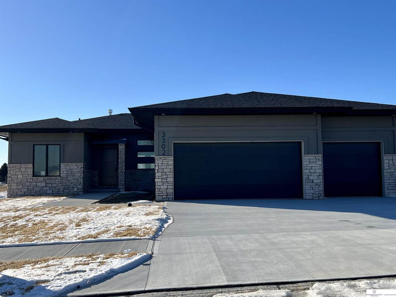 3302 212 Street - Photo 1