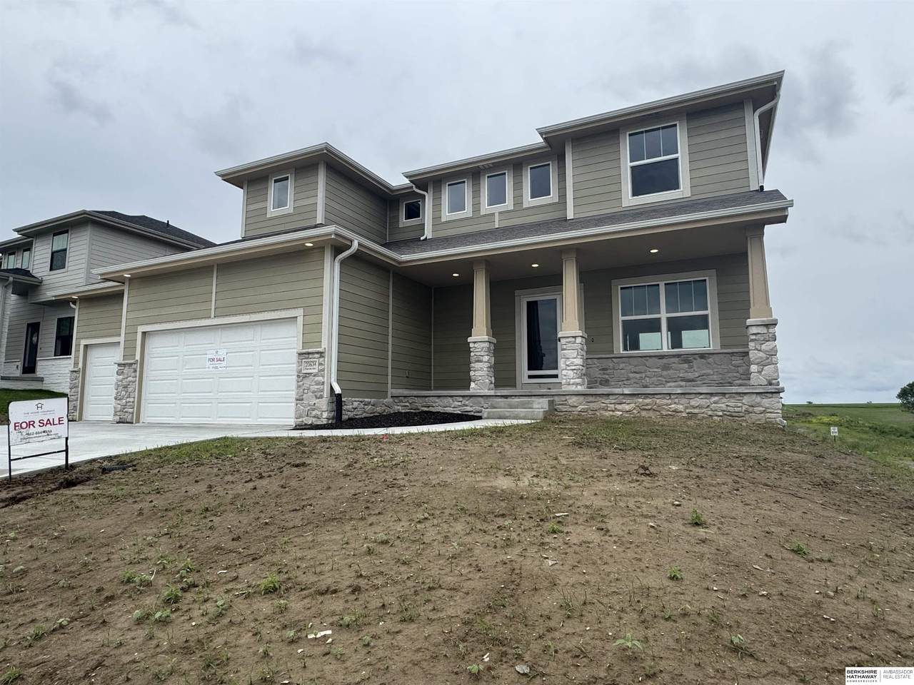 20634 Kansas Avenue - Photo 1