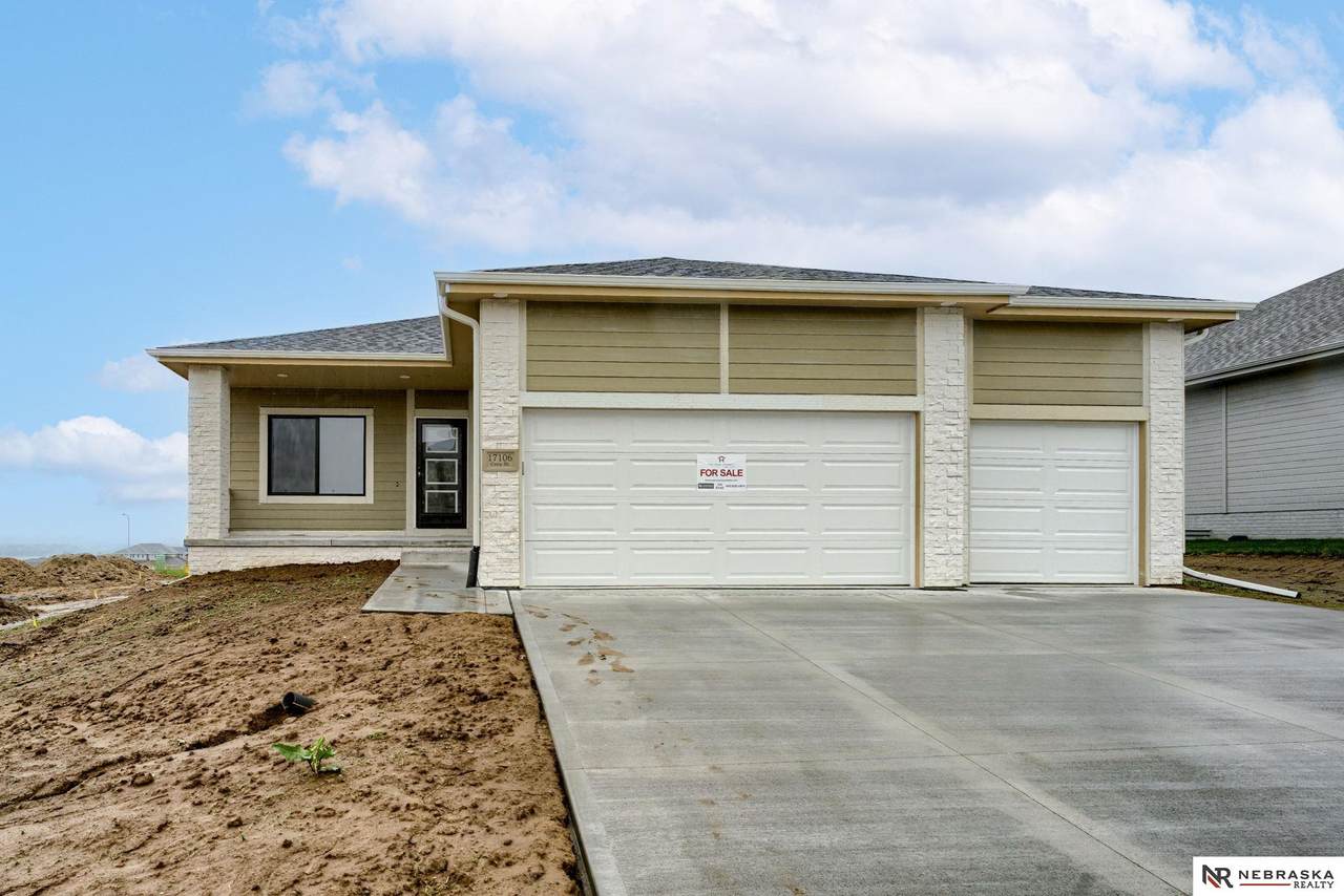 17106 Cora Street - Photo 1