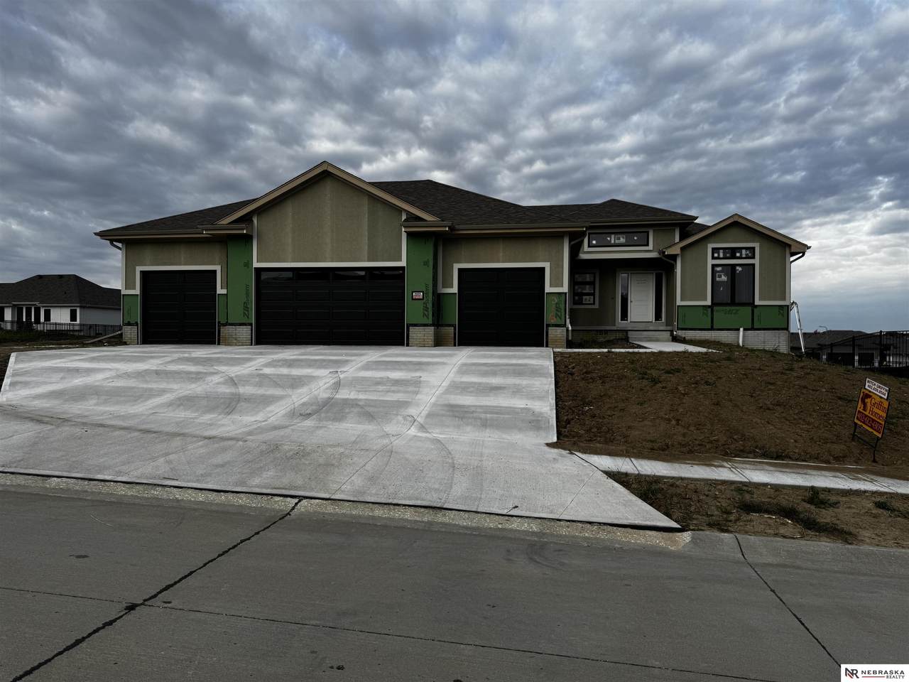 11516 115th Street - Photo 1