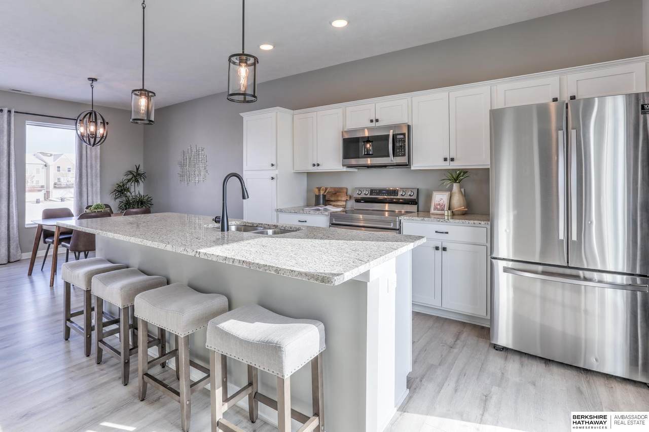 18165 Polk Court - Photo 1