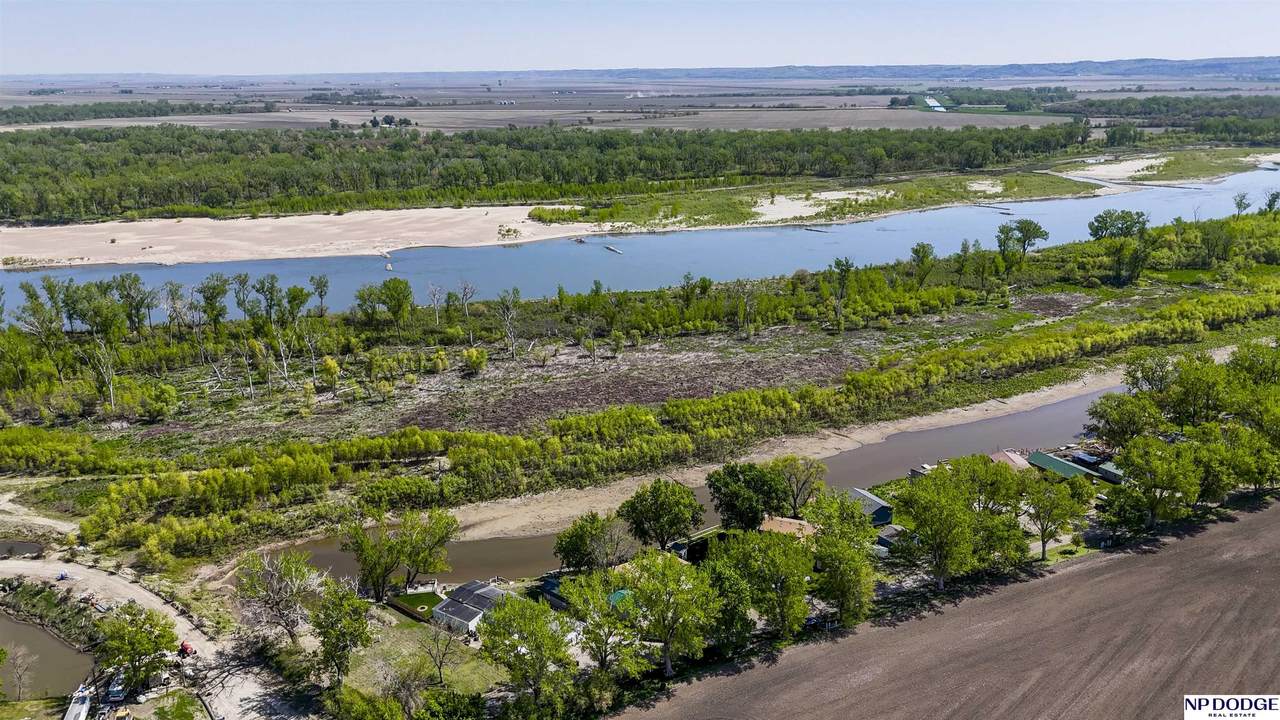 4835 Bay Circle - Photo 1