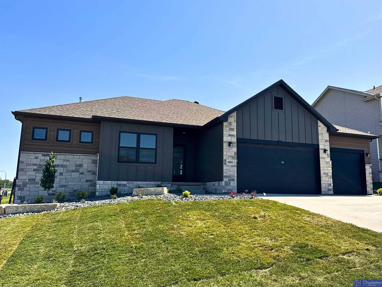 16903 Daniel Street - Photo 1