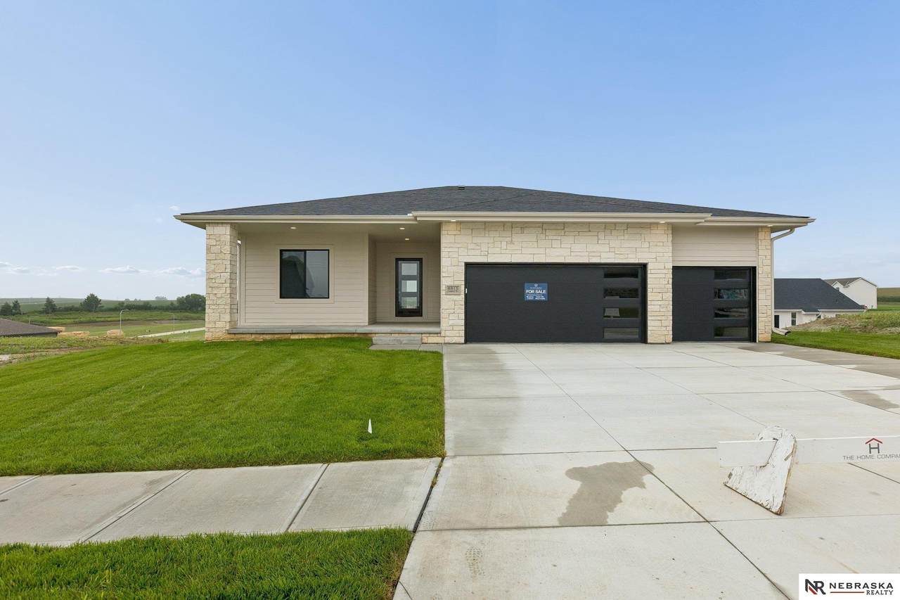 8815 Legacy Street - Photo 1