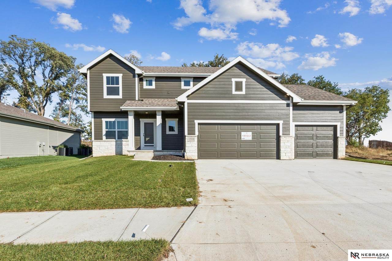 17652 Potter Street - Photo 1