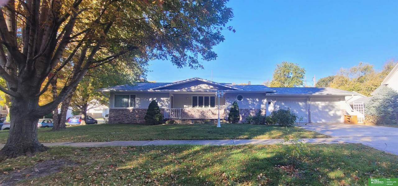 707 Beaver Avenue - Photo 1