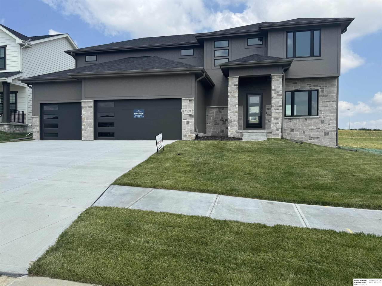 21420 Z Street - Photo 1