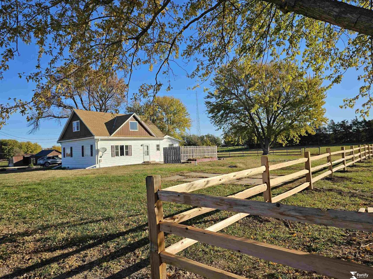 439 4th Street - Photo 1