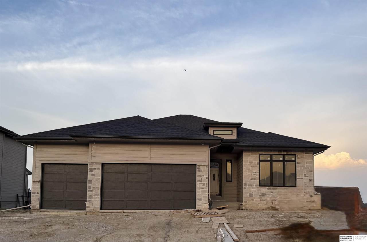 11511 191st Street - Photo 1