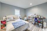 907 Broadway Street - Photo 16