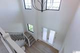 18412 Greenleaf Street - Photo 32