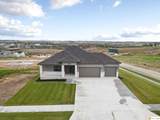 10901 161 Street - Photo 2