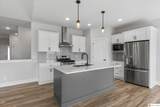 10901 161 Street - Photo 6