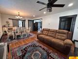 619 13 Street - Photo 4