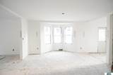 408 Toluca Avenue - Photo 10
