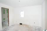 408 Toluca Avenue - Photo 8
