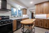 2904 Georgian Court - Photo 12