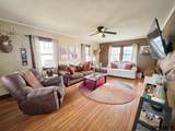 1027 Lincoln Avenue - Photo 3
