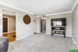2328 Parkview Drive - Photo 4