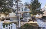 1526 29 Street - Photo 1