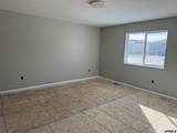 829 Sunridge Drive - Photo 5
