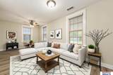 902 Louie Lane - Photo 11