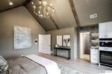 623 148 Street - Photo 27