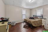 215 17 Street - Photo 11
