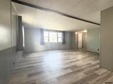 305 Maple Street - Photo 4