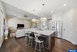 9333 Blackwood Avenue - Photo 12