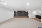 720 Regiment Road - Photo 44