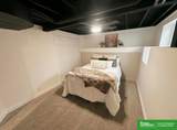 305 Cedar Avenue - Photo 35