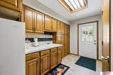 915 Woodcrest Court - Photo 16