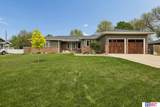 915 Woodcrest Court - Photo 2