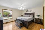 915 Woodcrest Court - Photo 21