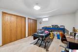 915 Woodcrest Court - Photo 35