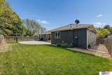 915 Woodcrest Court - Photo 45
