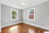 825-827 47th Street - Photo 20