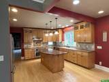 211 Alexander Street - Photo 4