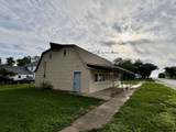 Sumner & East Avenue - Photo 25