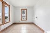 202 Molley Street - Photo 34
