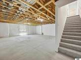 17511 Greenleaf Street - Photo 24