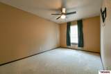922 Carriage Way - Photo 15