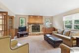 825 Valentine Lane - Photo 2