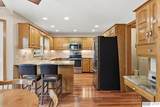 825 Valentine Lane - Photo 3
